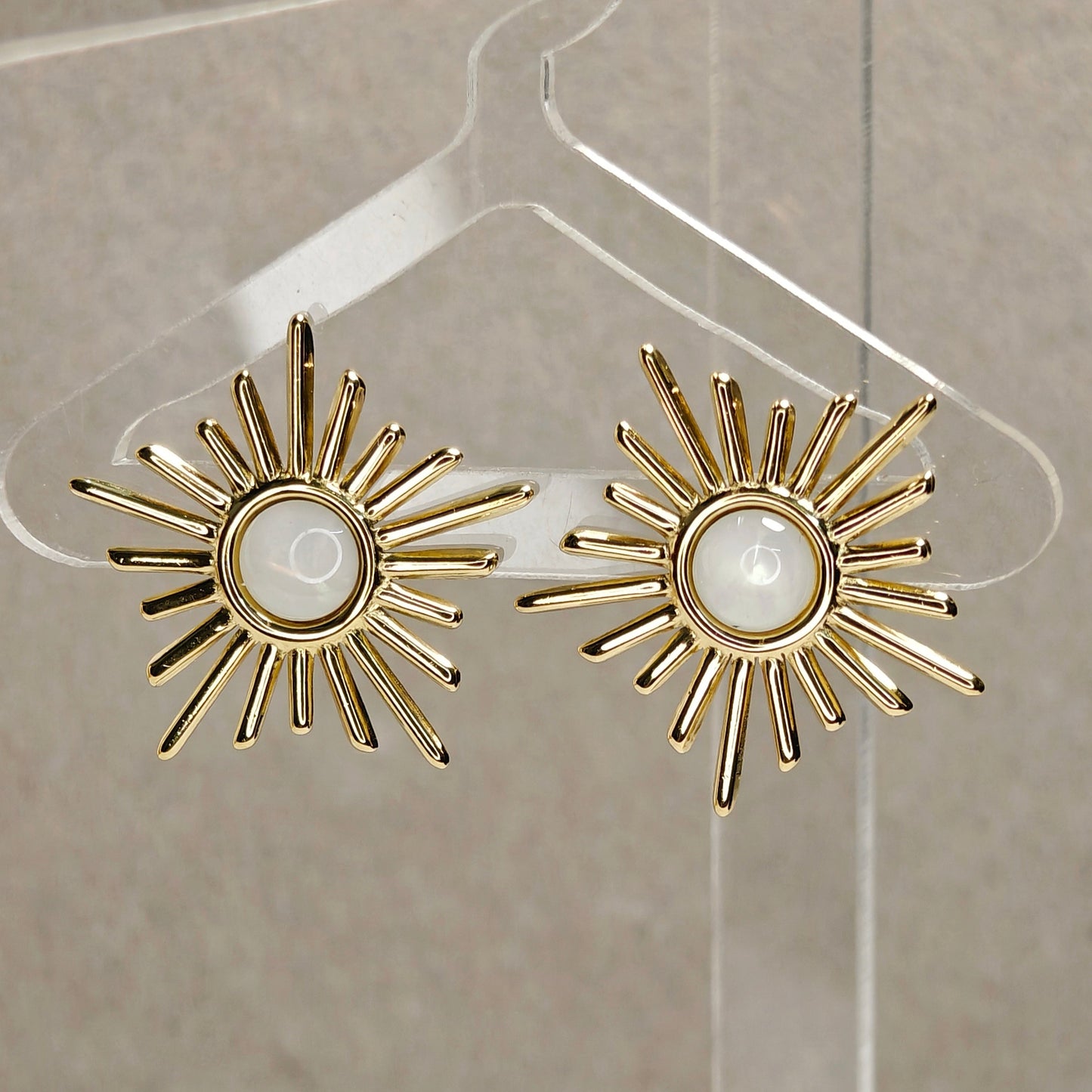 Luna Round Studs