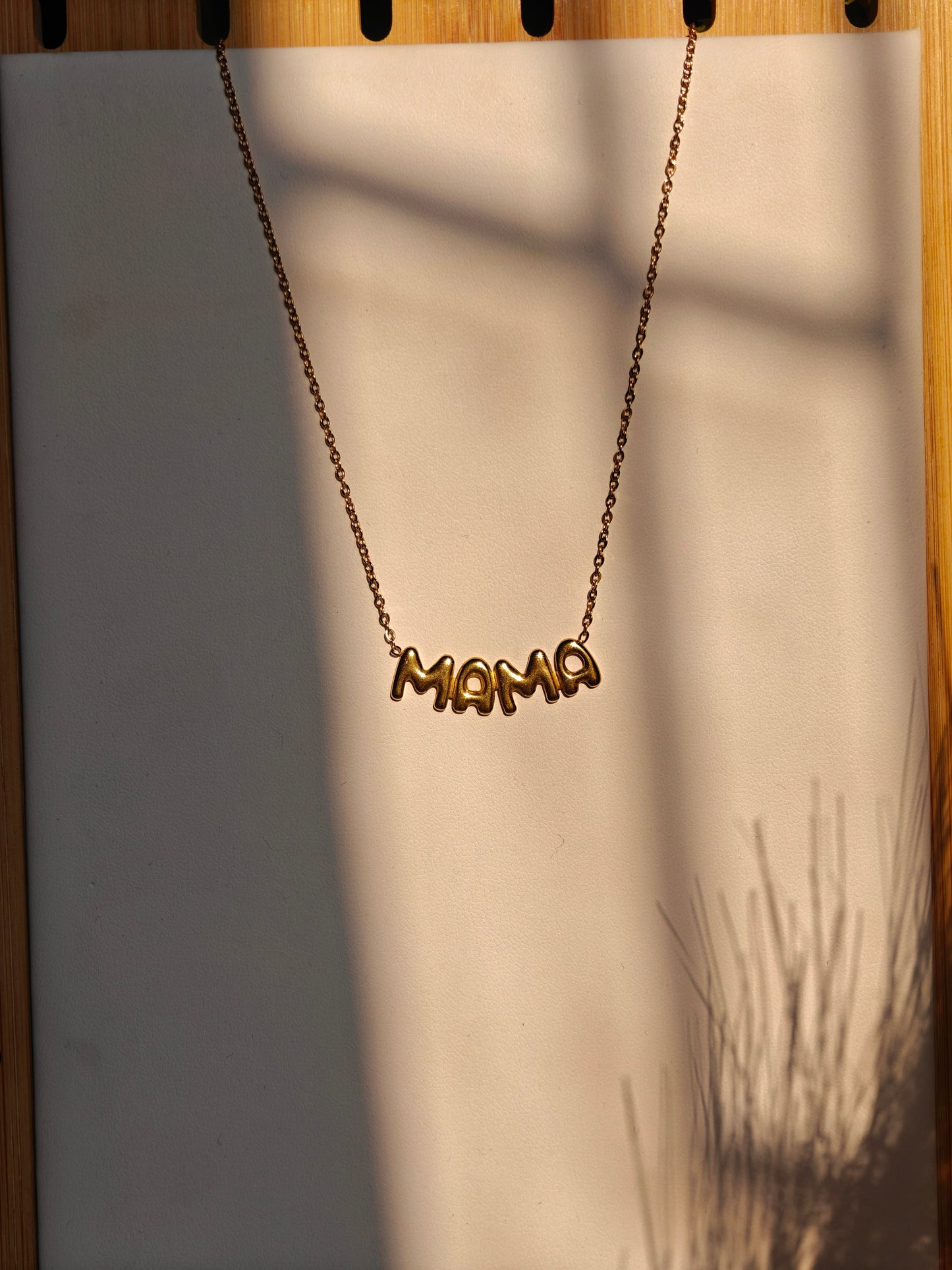 MAMA necklace