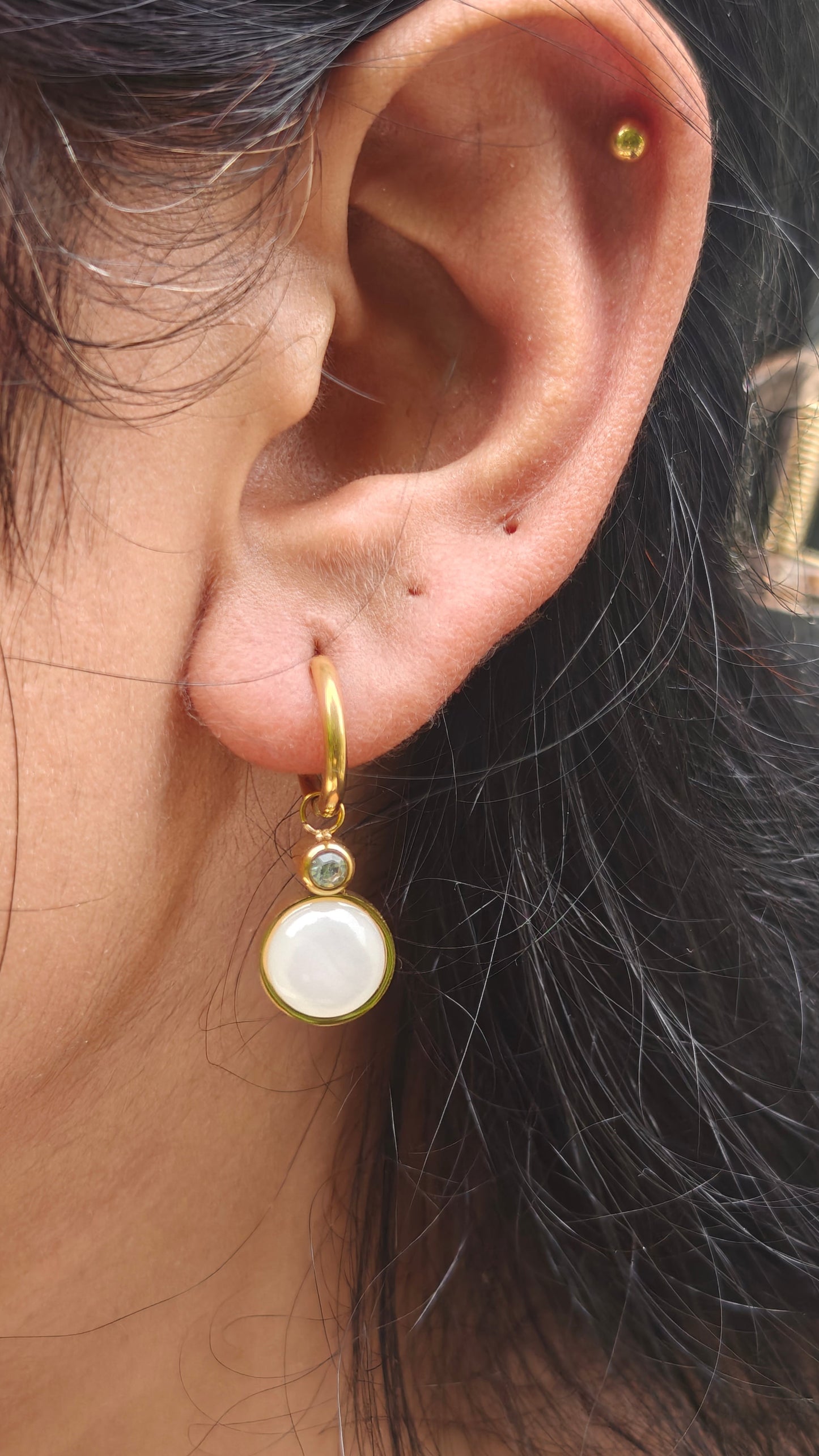 Chaandni Hoops