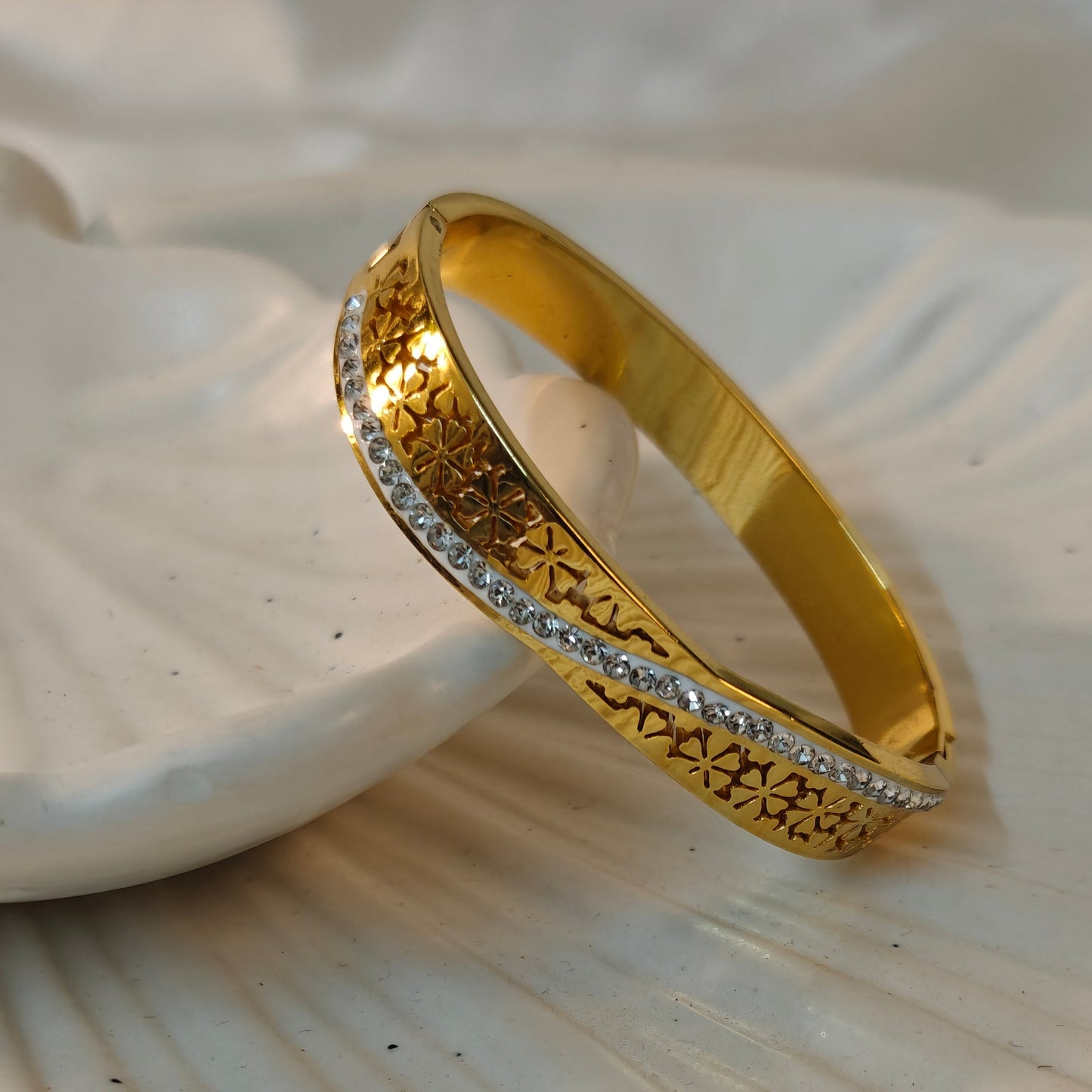 Fleur Gold Plated Anti Tarnish Bracelet for Thin Wrist