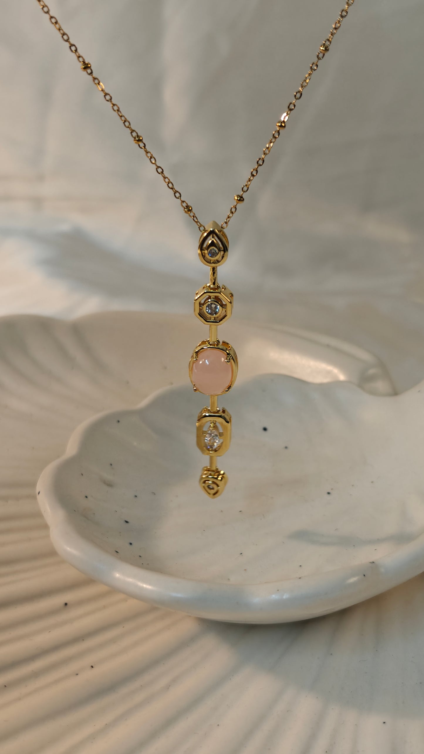 Peach Glow Lariat Necklace
