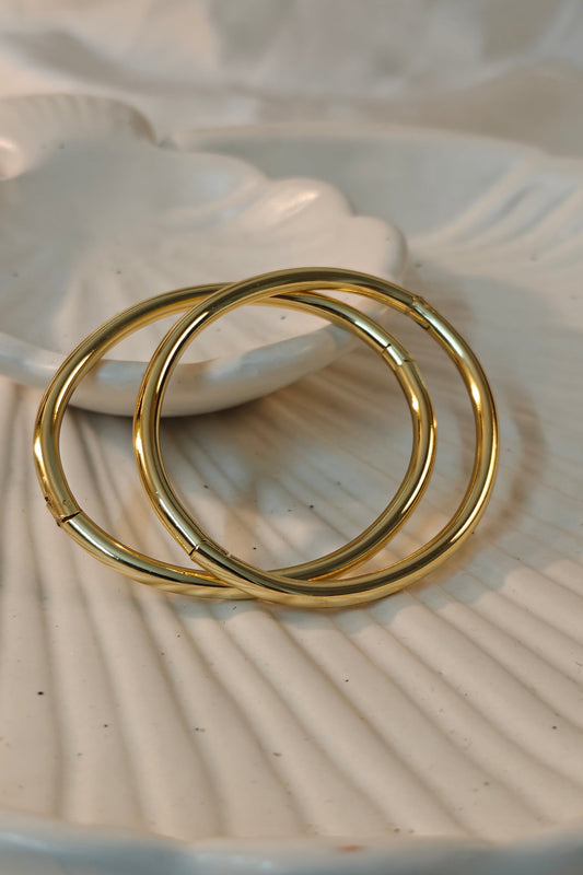 Kiara Oval Bangle Bracelet (Pair)