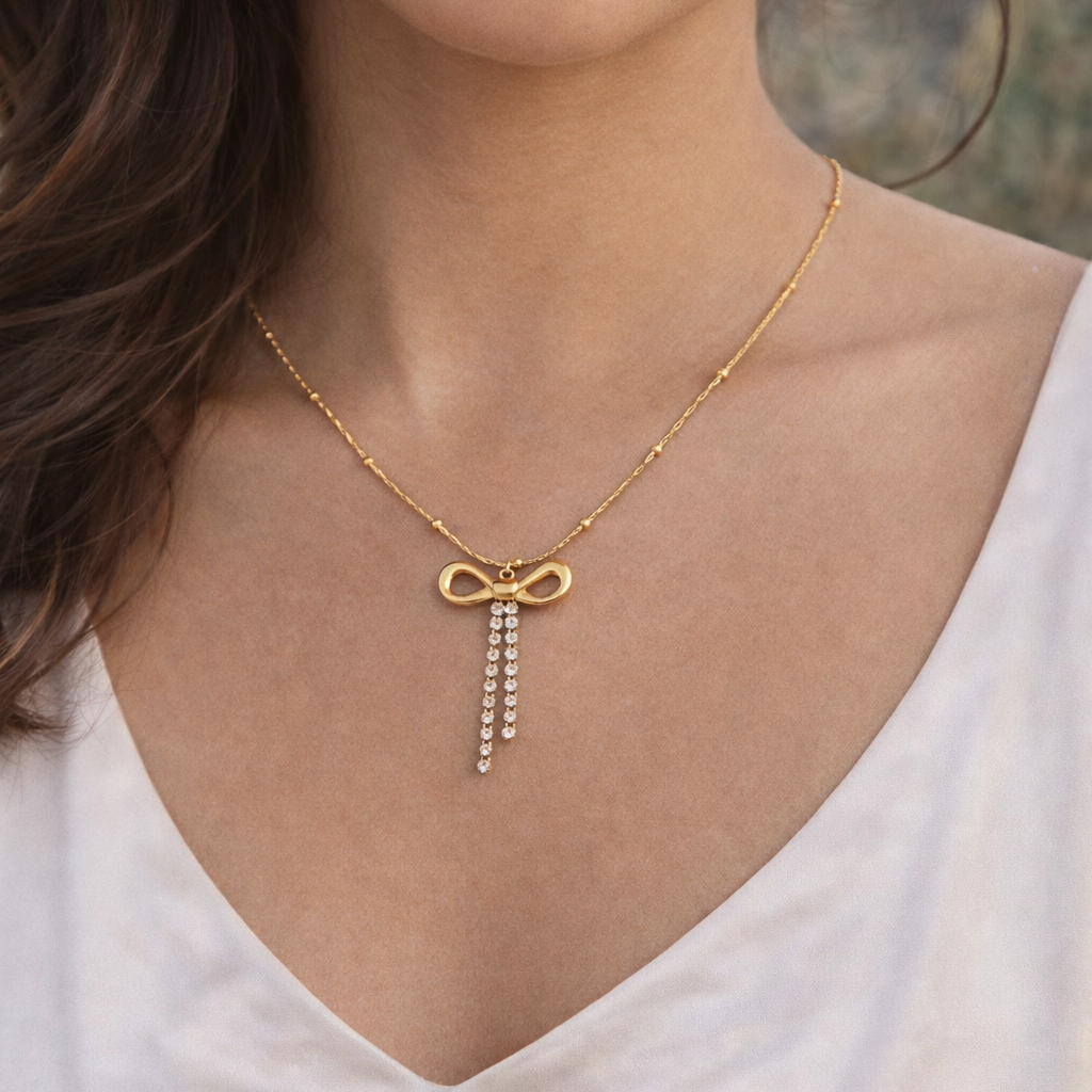 Fancy Bow Necklace