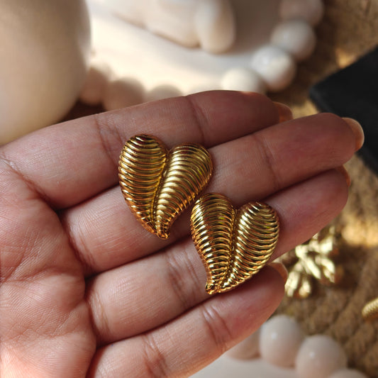 Amora Studs