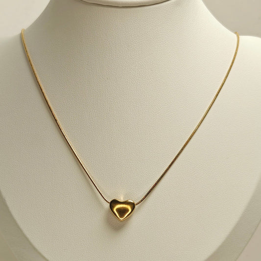 Minimal Heart Necklace