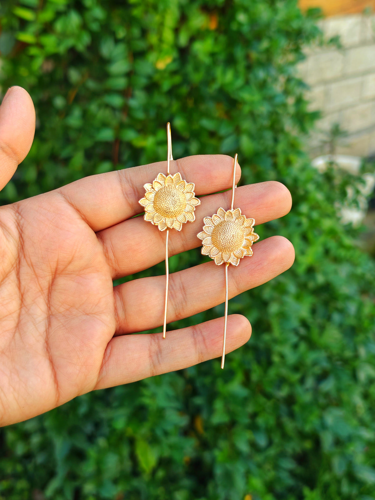 Soorajmukhi Handmade Ear Pin Earrings