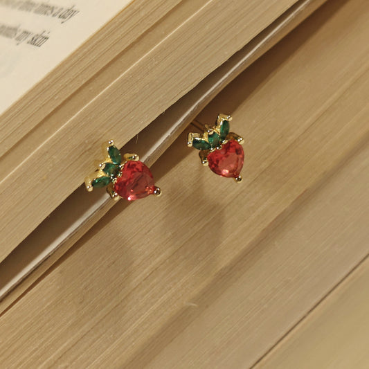 Strawbae Ball back studs